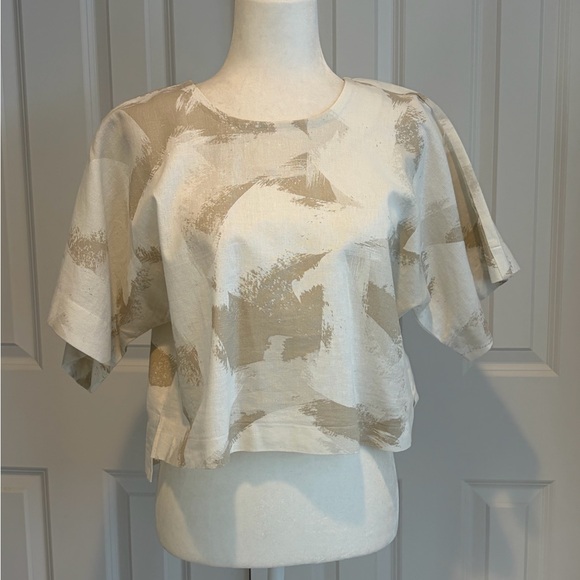 Dkny Tops - DKNY Top Taupe/Cream Cropped Boxy Top Size S